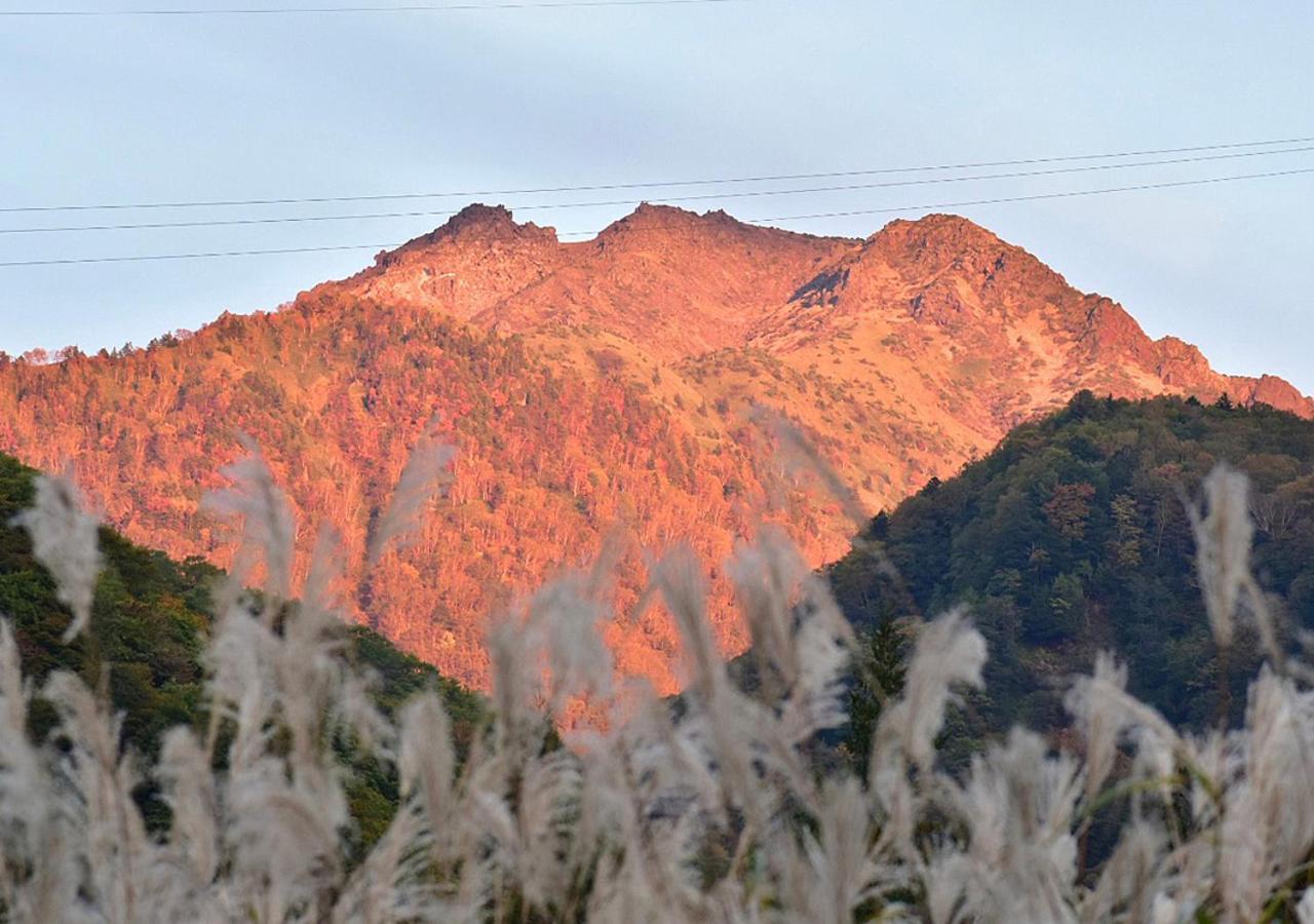 筋肉と自然と遊ぶ宿 田島館 Такаяма Экстерьер фото